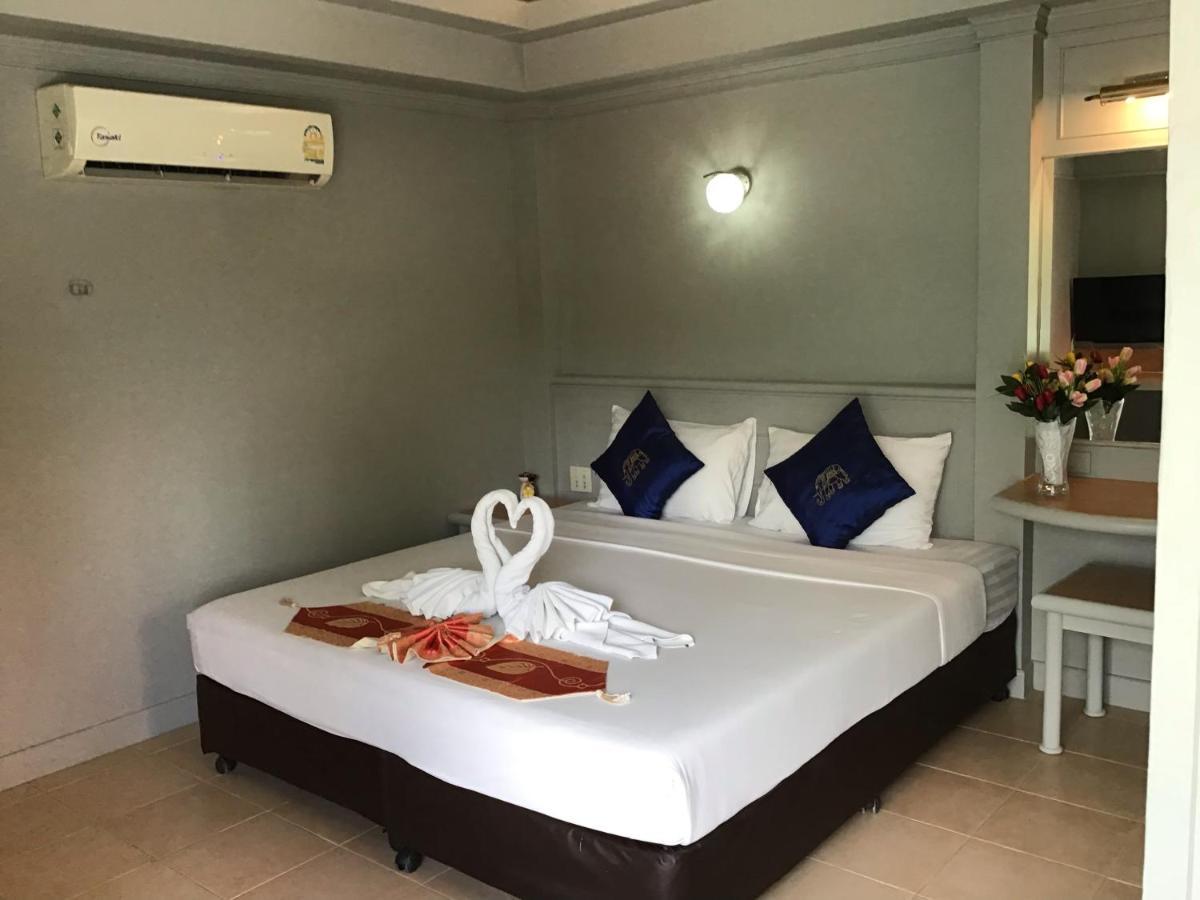 PatangLegendHotel Patong Bagian luar foto